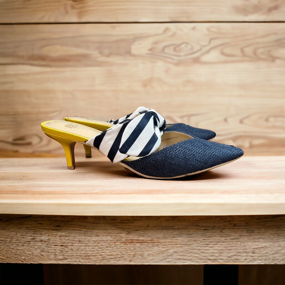 UGC Cabi 622 Bow Kitten Heel Mule Navy White Yellow Size 9
